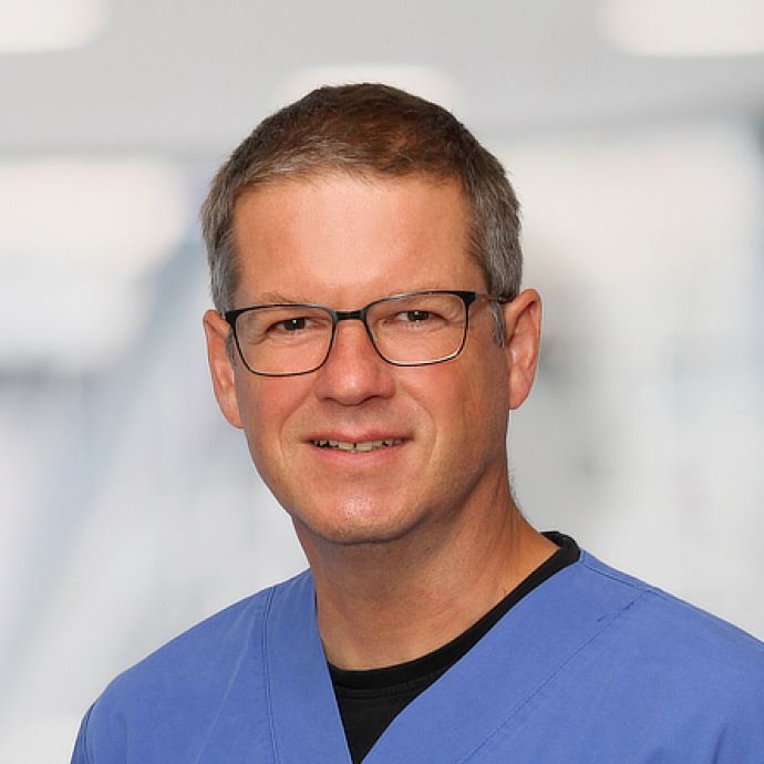 Dr. med. Lutz Pross
