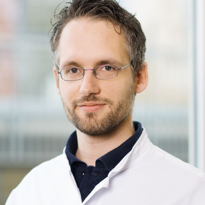 Dr. med. Dominik Zinsser