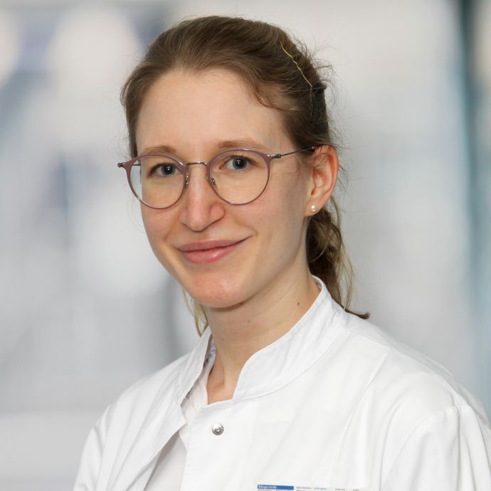 Dr. med. Stephanie Straub
