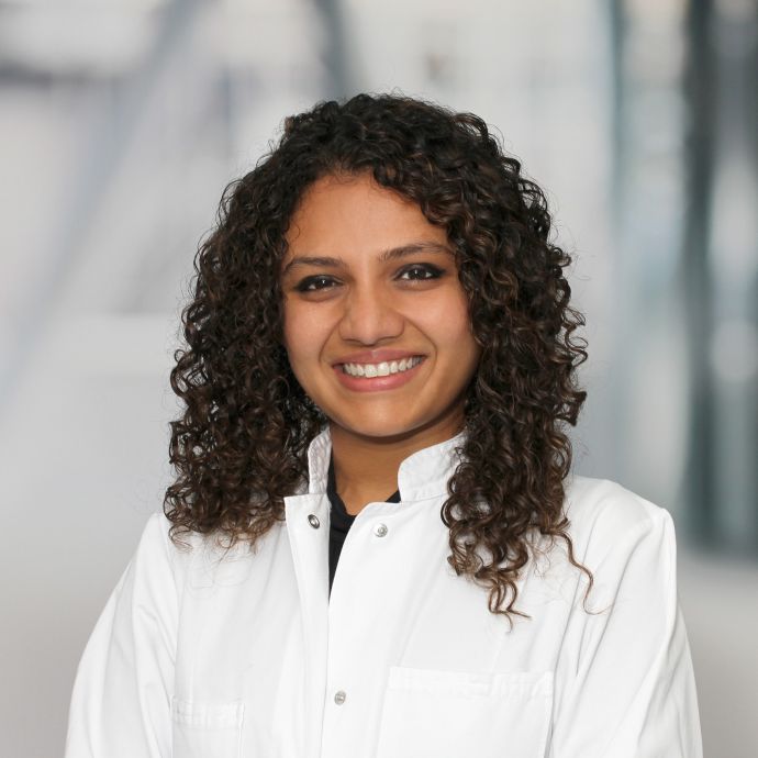 Frau Neha Jain-Mogck