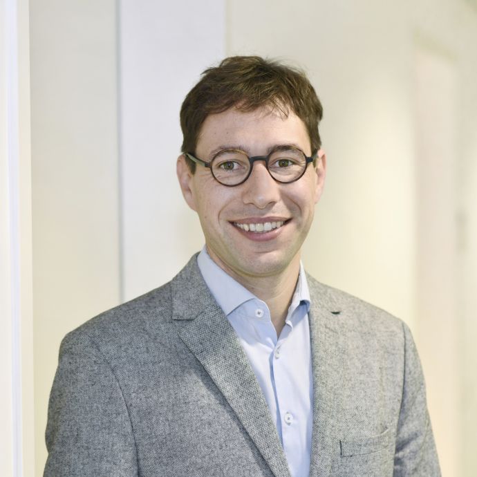 Dr. med. univ. Jan Valentini