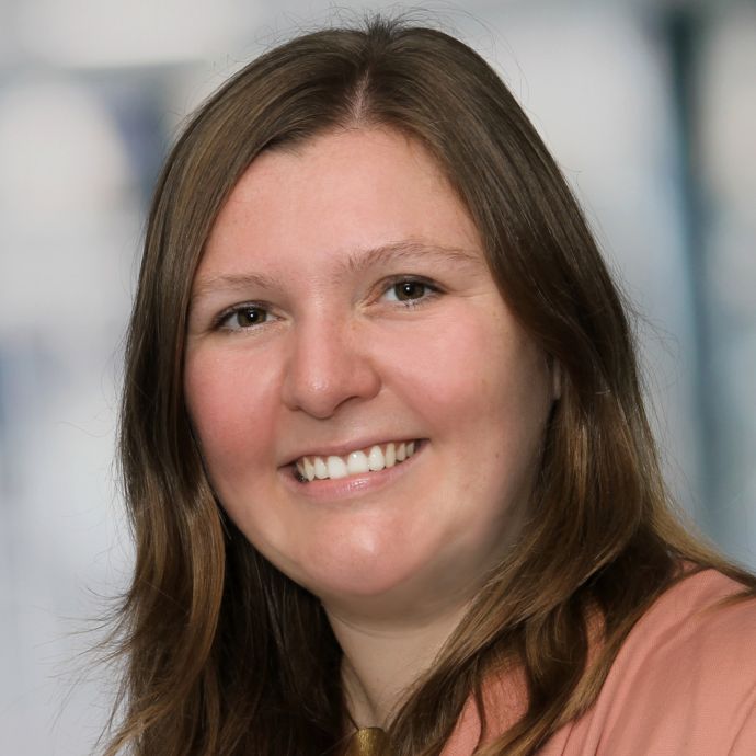 Frau Anne Schreiber