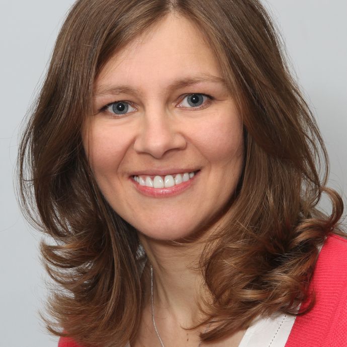 Prof. Dr. med., Ph.D. Julia Skokowa