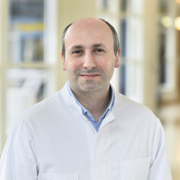 Dr. med. Giorgi Nadiradze