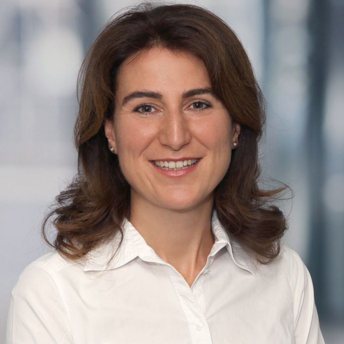 Dr. Anja Hanser