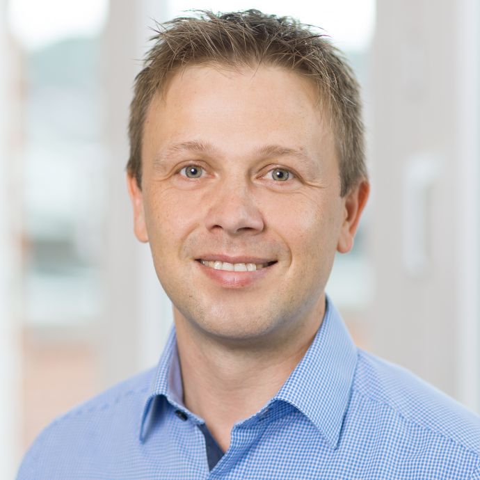 Dr. Thomas Hentrich