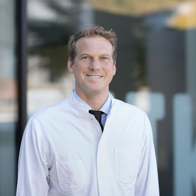 Prof. Dr. Jörg Henes