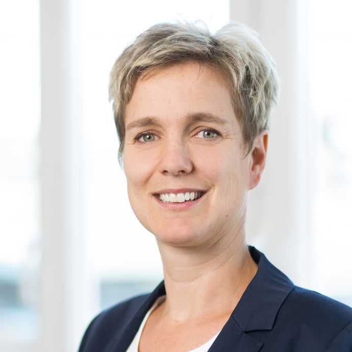 Dr. rer. nat. Carola Reinhard