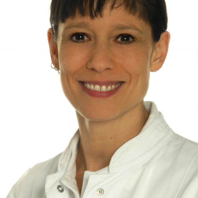 Dr. Corinna Walter