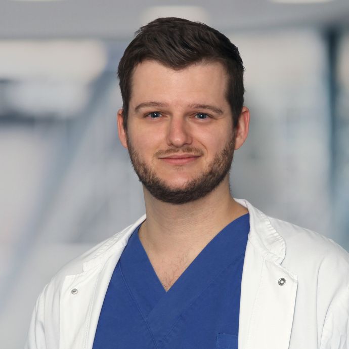 Dr. med. Phillip Engler