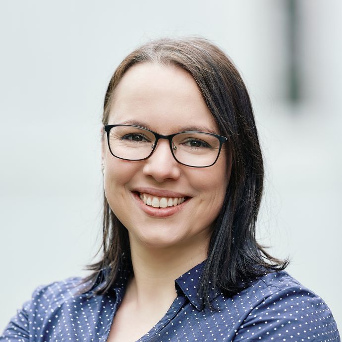 Dr. Monika Denk