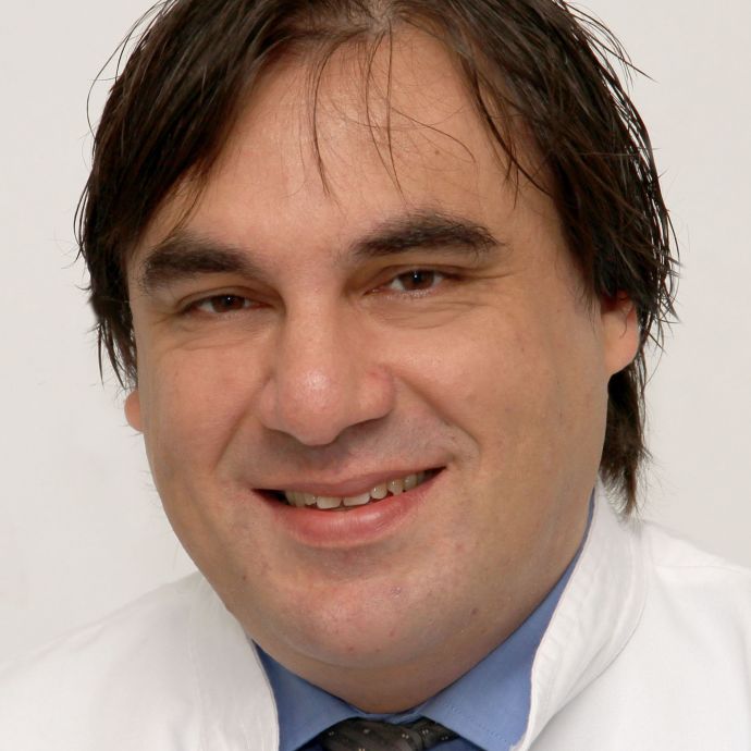Dr. Theodoros Xenitidis