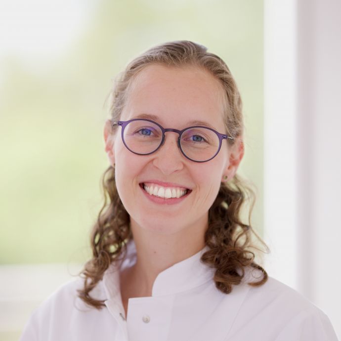 Dr. med. Annett Spogis