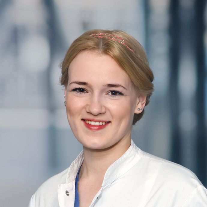 Dr. med. Nora Banet, geb. Knoblich