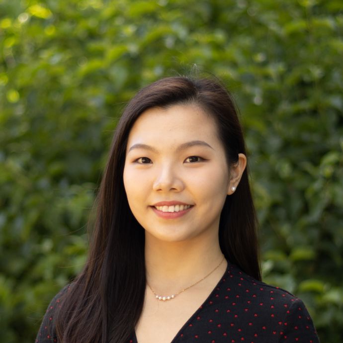 Frau Sainan Zhang