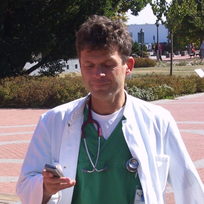 Dr. med. Andreas Manger