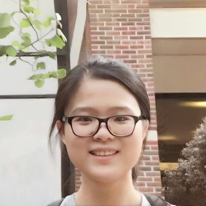 Frau Jianing Zhang