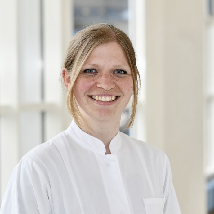 Dr. Victoria Schubert