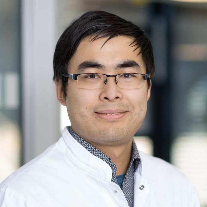 Dr. med. Chen Liang