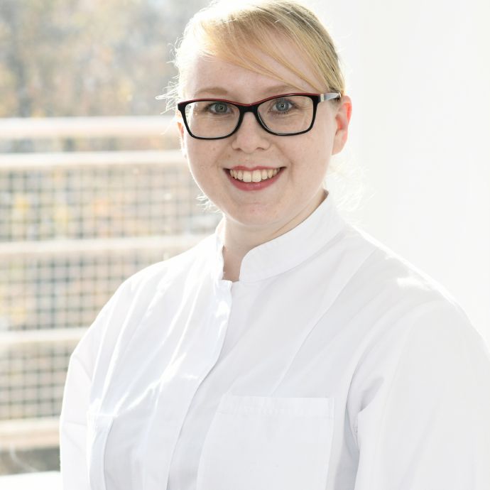 Dr. med. Alexandra Roth