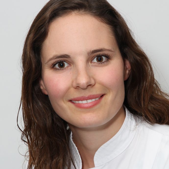 Dr. med. Alexandra Saur