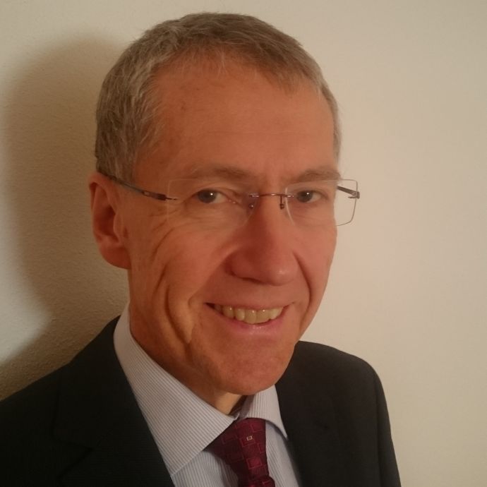 Dr. Hans Fischer