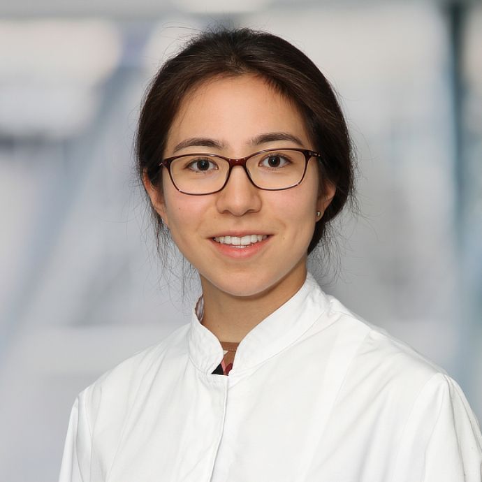 Dr. med. Cecilia Zhang