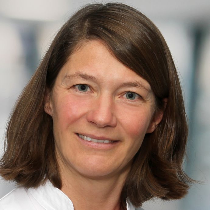 Frau Dr. med. Simone Cober