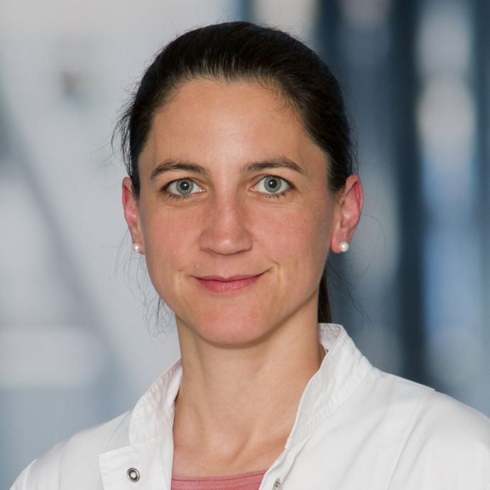Dr. med. Claire Bamberg