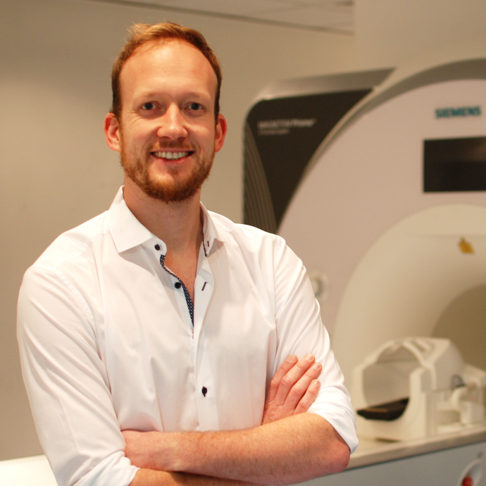 Prof. Dr. Tobias Hauser