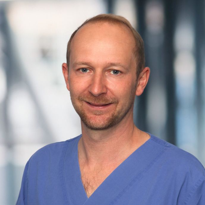 Dr. Tobias Walter