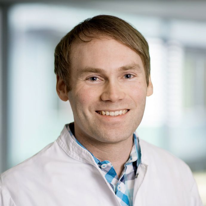 Dr. Timo Sugg