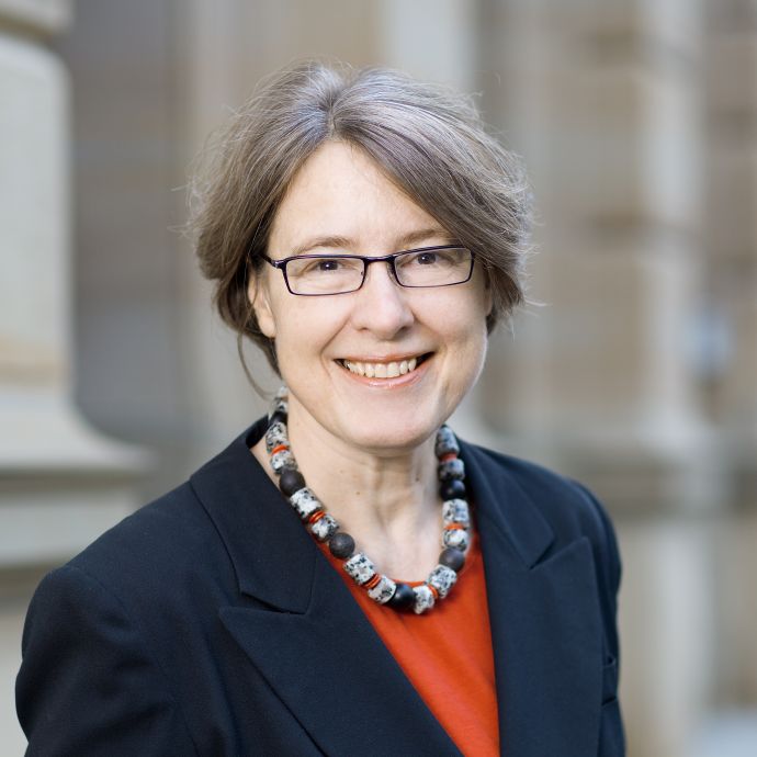 Dr. Annette Staebler