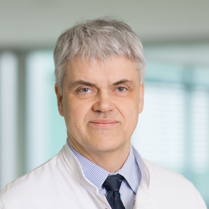 Dr. Frank Paulsen