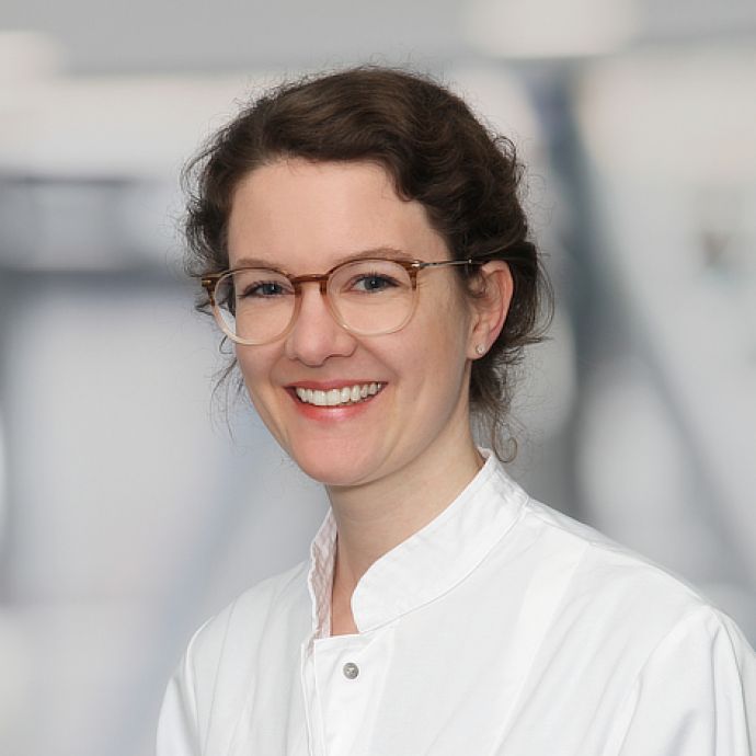 Dr. med. Julia Grottenthaler