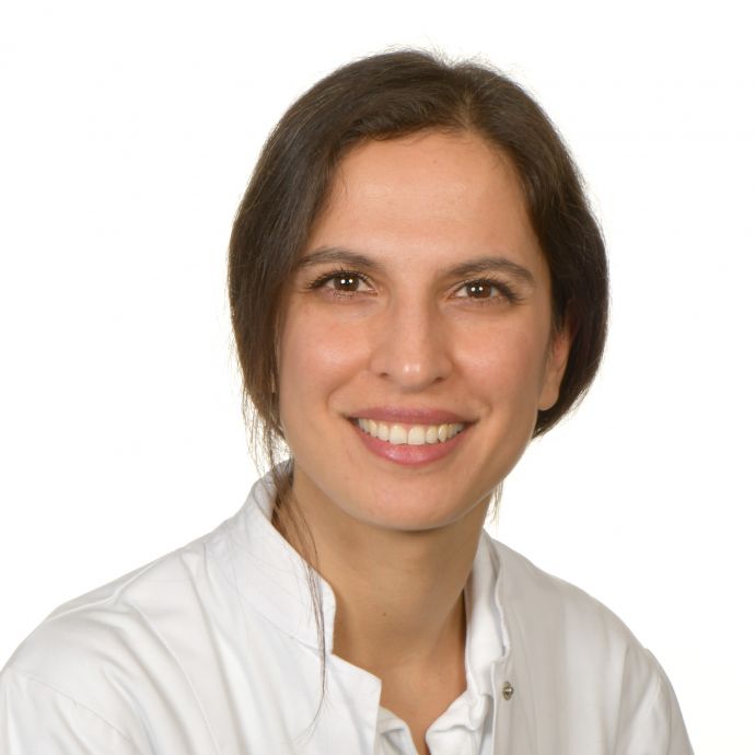 Dr. med. dent. Ebru Wahl