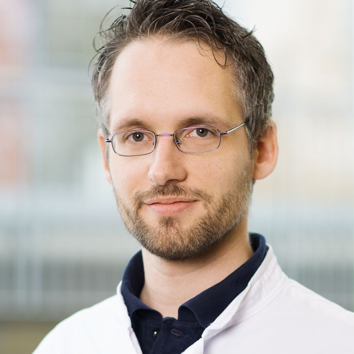 Dr. med. Dominik Zinsser