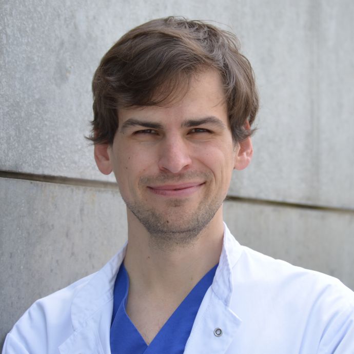 Dr. Dr. med. Randolph Helfrich