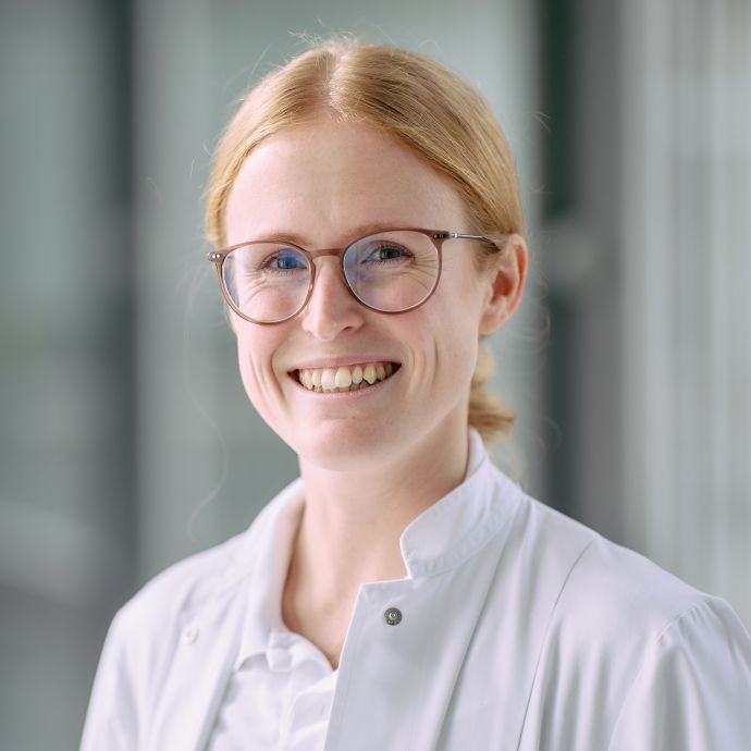 Frau Tabea Schlee