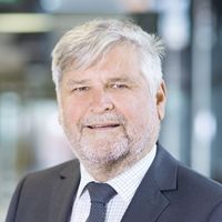 Porträt Rolf Adis