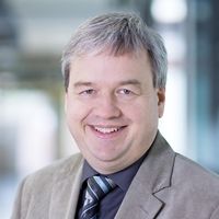Dr. Markus Till