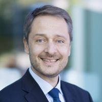Porträt Dr. Tobias Schneider