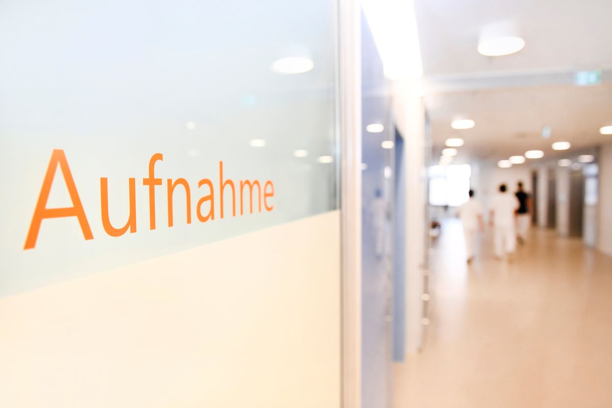 Tür mit Beschriftung Aufnahme