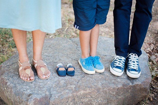 Schuhe in einer Reihe