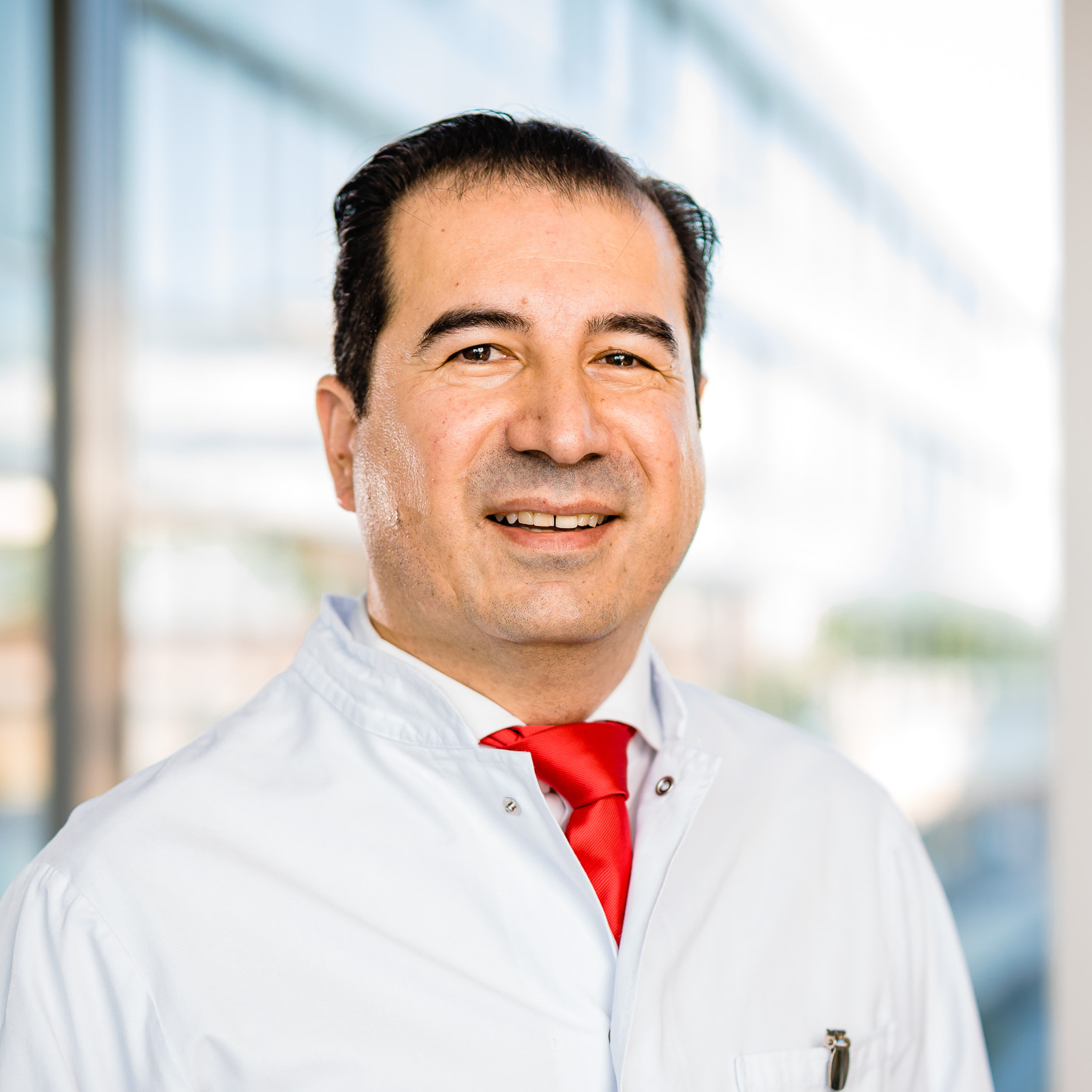 Dr. med. Parwez Aidery