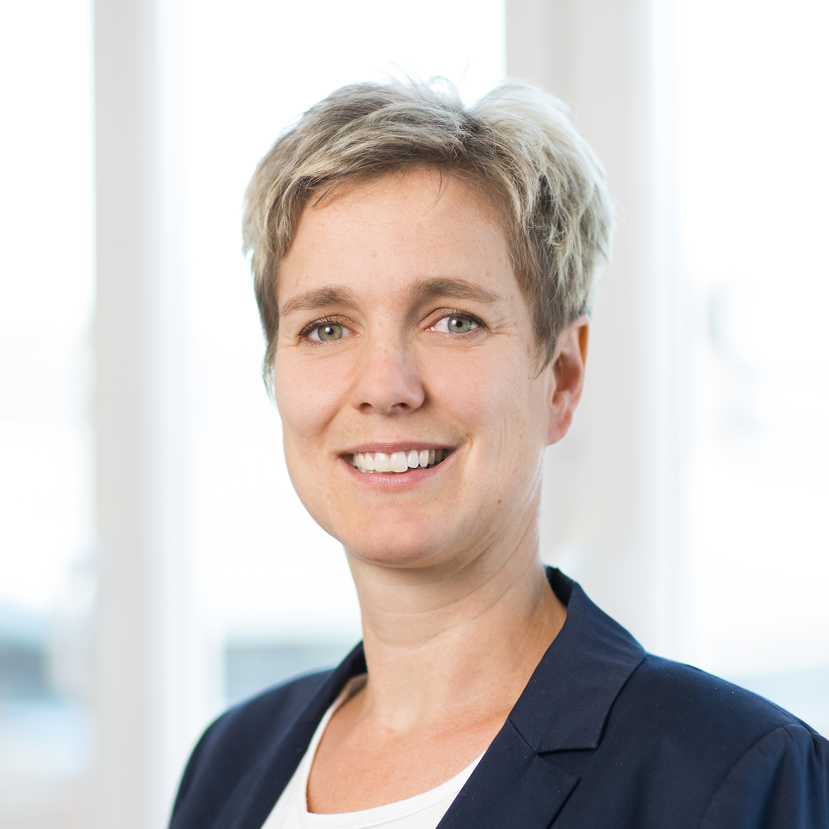 Dr. rer. nat. Carola Reinhard