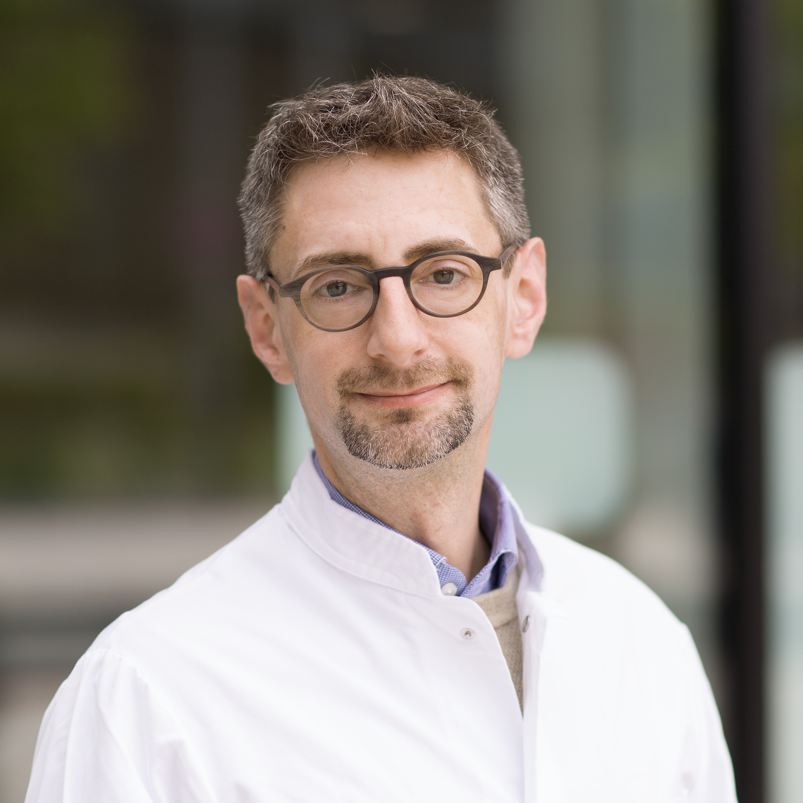 Dr. Florian Hennersdorf