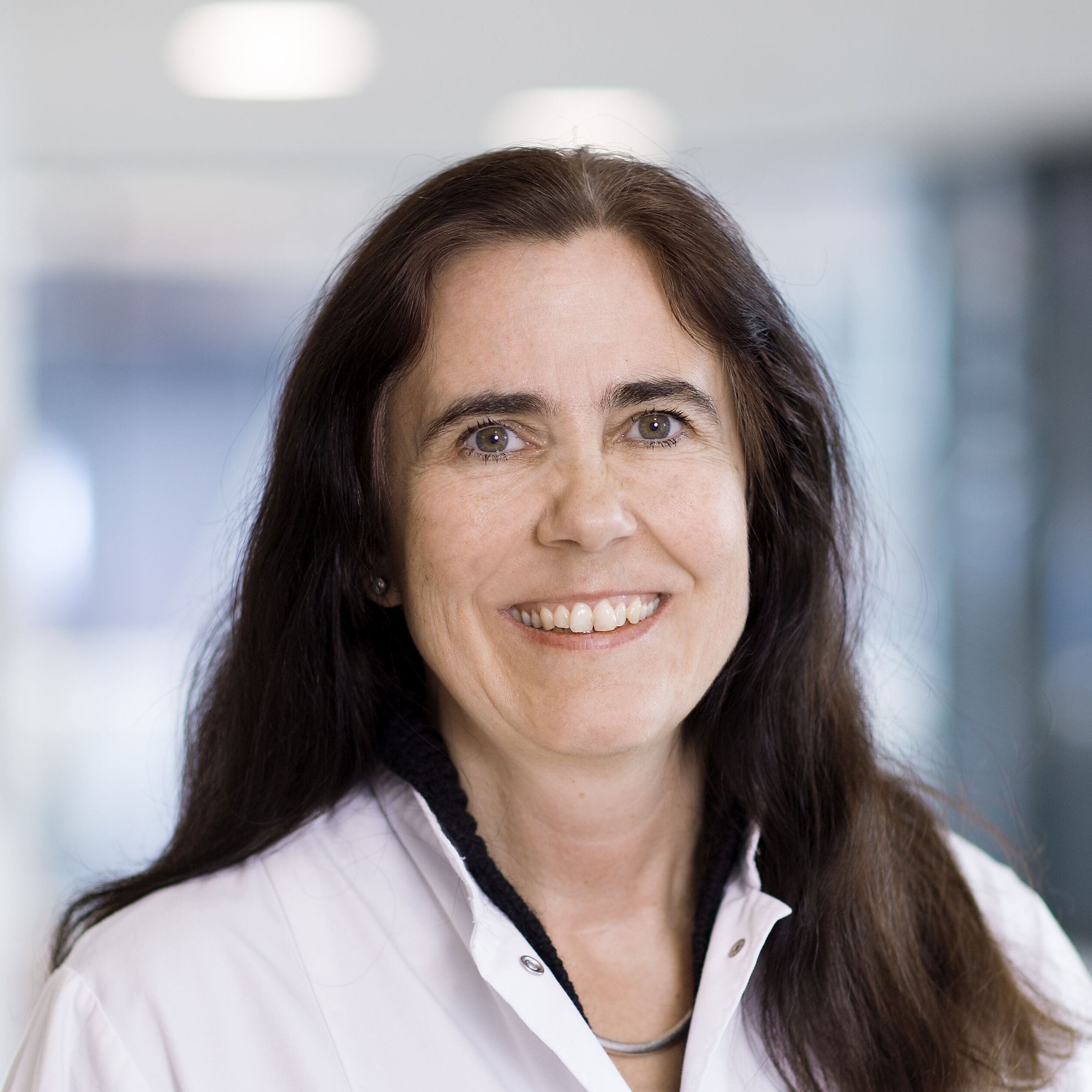 Dr. Vanessa Heinrich