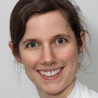 Dr. med. Julia Ritzau, geb. Sieber