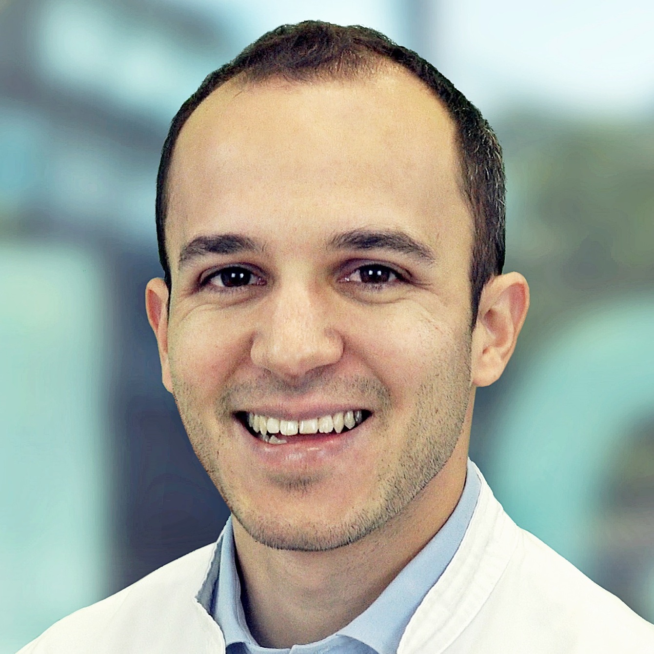 Dr. med. Alexandros Athanasiou, FEBO